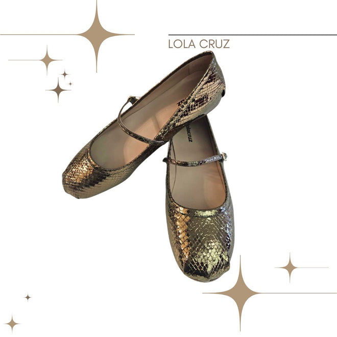 Lola Cruz