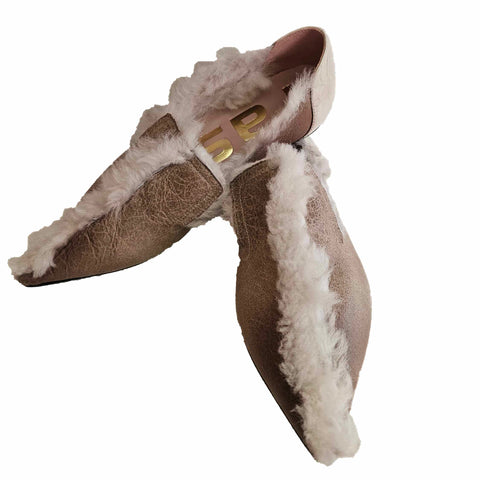 RAS, spitzer Loafer mit Lammfellfutter in Naturbeige