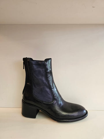 Lemargo, Stiefelette in Dunkelblau