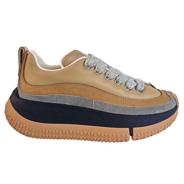 4CCCCEES, nougatfarbener Ledersneaker KAPOK PAVA