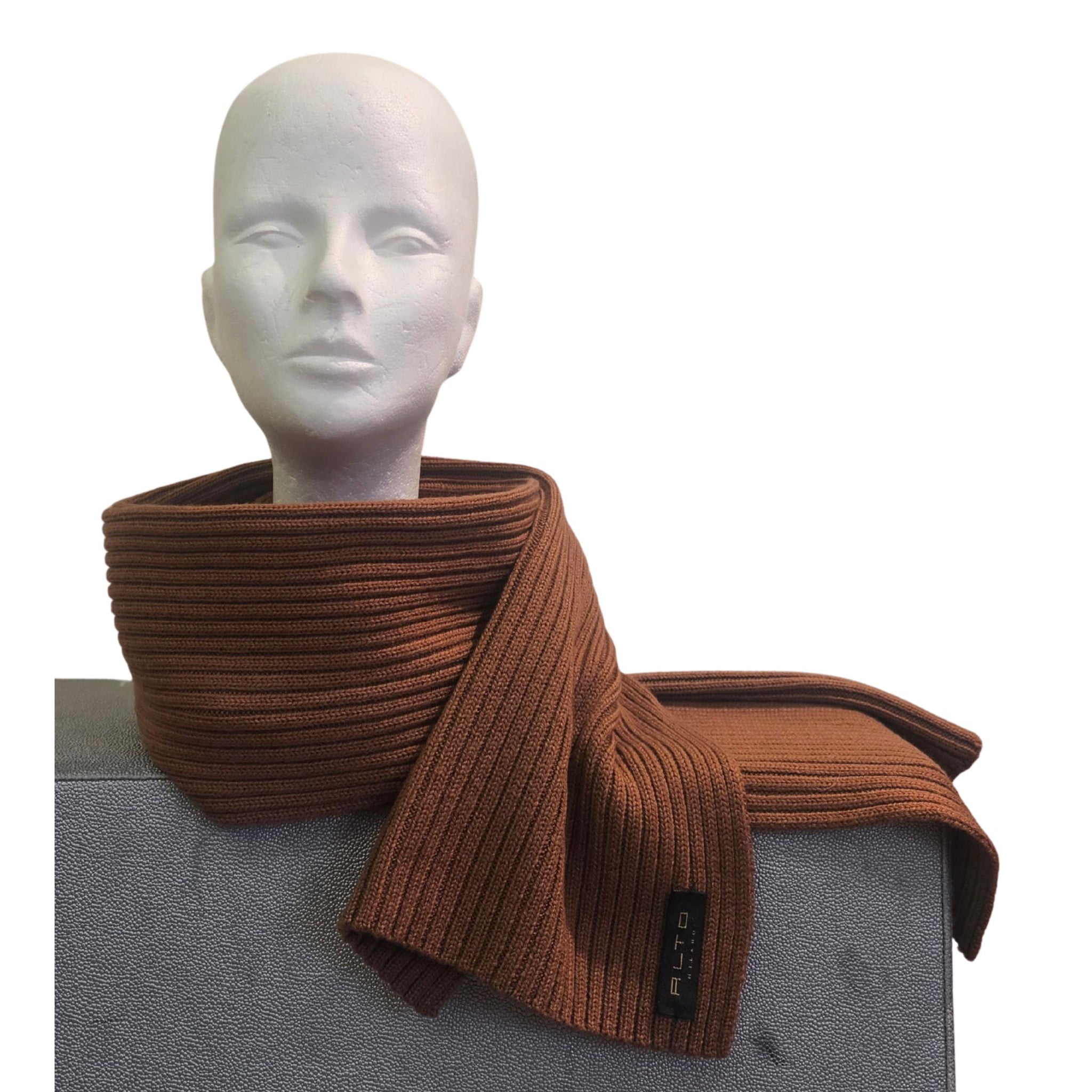 ALTO, gerippter Wollschal in Braun