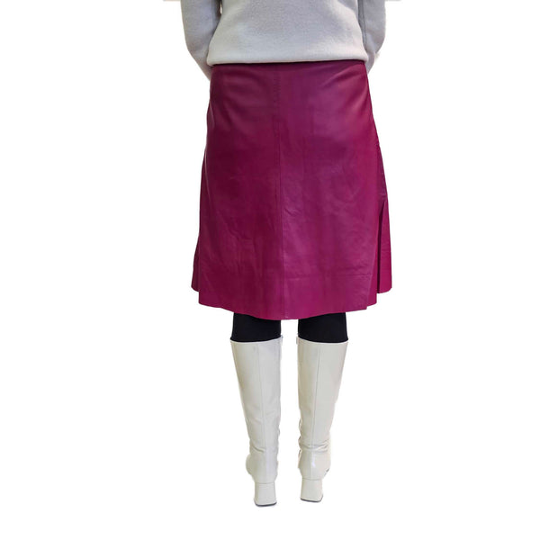 BTF, Lederrock in Magenta