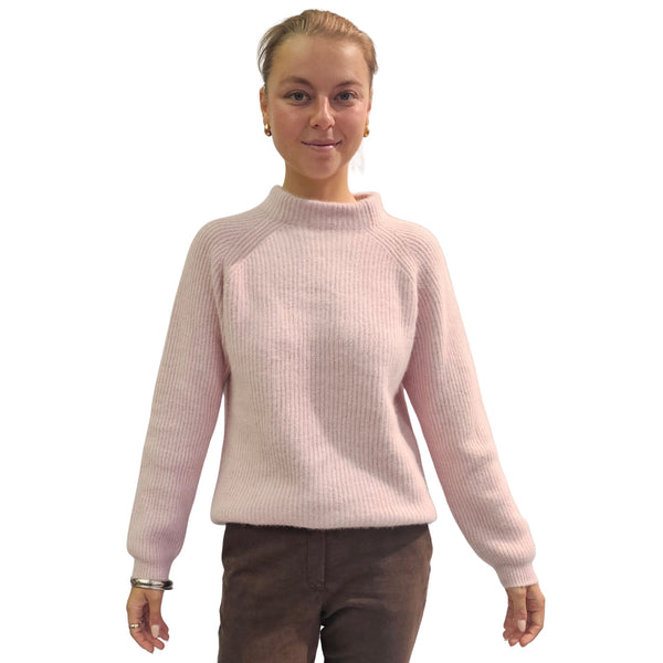 BTF, Pullover in Rippenoptik in Rosé