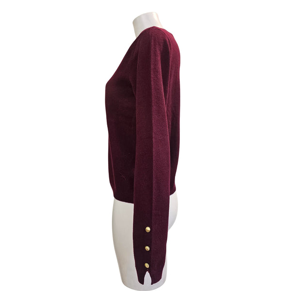 BTF, Strickpulli mit assymetrischer Knopfleiste in Bordeaux