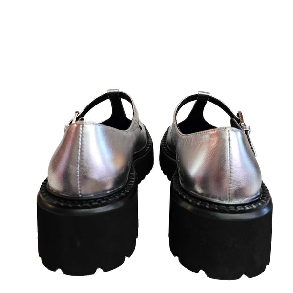 Bibi Lou, Riemchenschuhe in Silber
