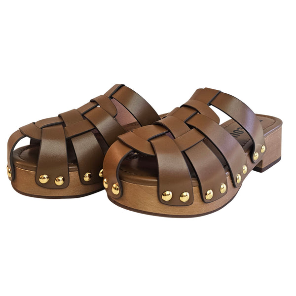 Bibi Lou, Clogs aus geflochtenem Leder in Braun