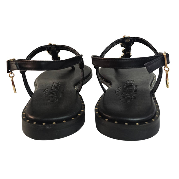 Caryatis, Zehenteiler Sandale in Schwarz mit Golddetails