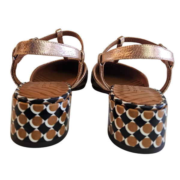 Chie Mihara, HAMEL, Riemchenschuh in Beige/Braun