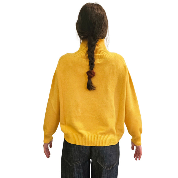 Vicario Cinque, MENTA, Rollkragen Pullover in Kastenform in Gelb