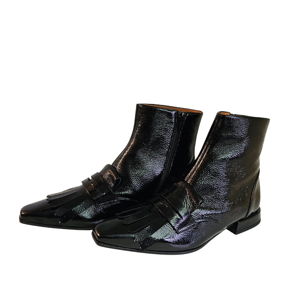 Chie Mihara, GATUSA, schwarze Stiefelette aus Lackleder