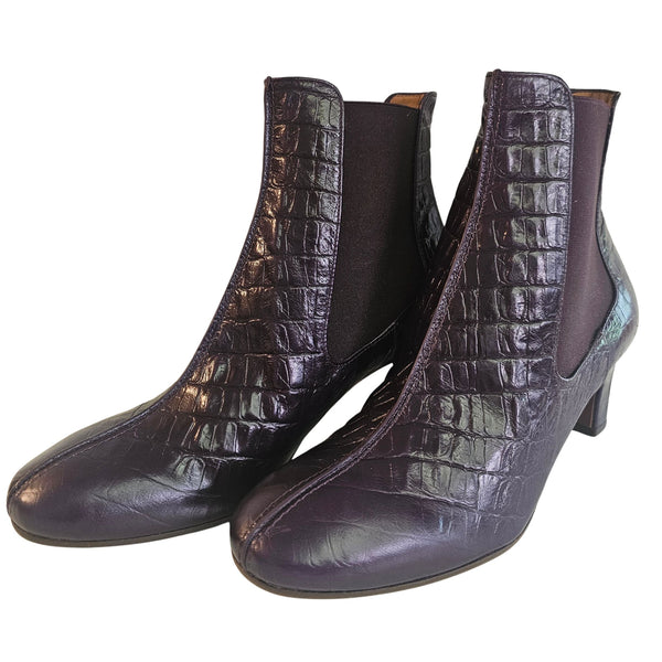Chie Mihara, FRONDA, Stiefelette mit Krokoprägung in dunkellila