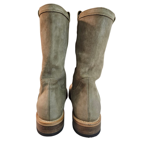 Cordwainer, Bikerboot aus Wildleder in Greige