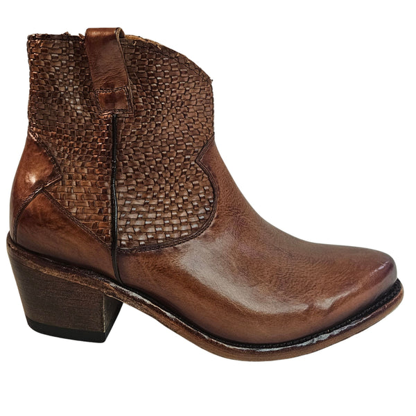 Cordwainer, Stiefelette mit geflochtenem Schaft in Brandy