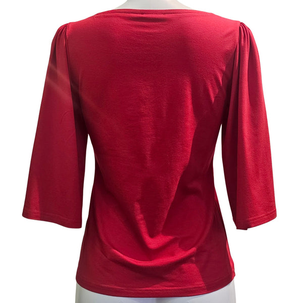 Marianna Déri, Shirt SINA in Rot