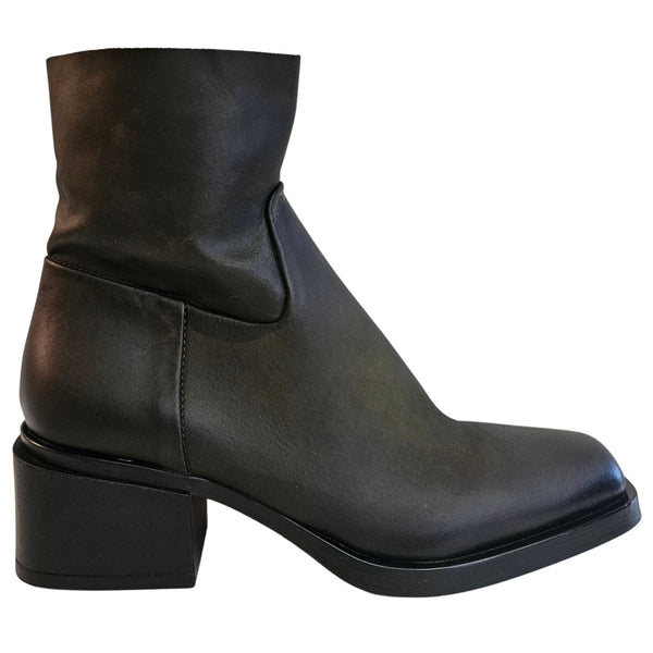 Elena Iachi, Stiefelette, Nubuk in Olivgrün