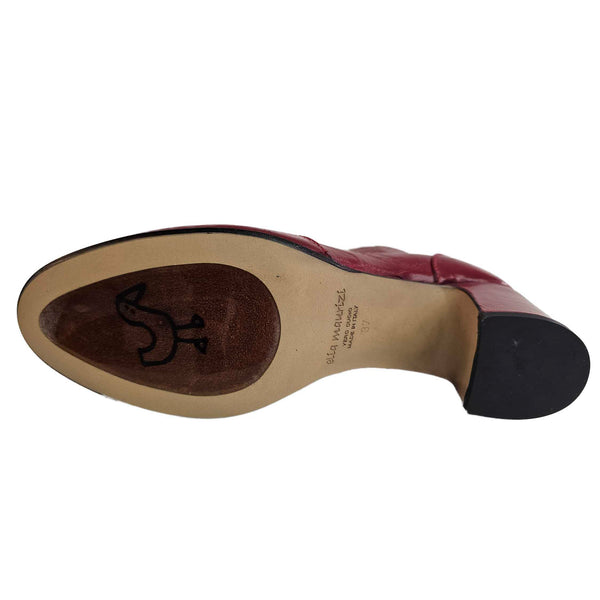 Elia Maurizi, Stiefelette in Kaminrot