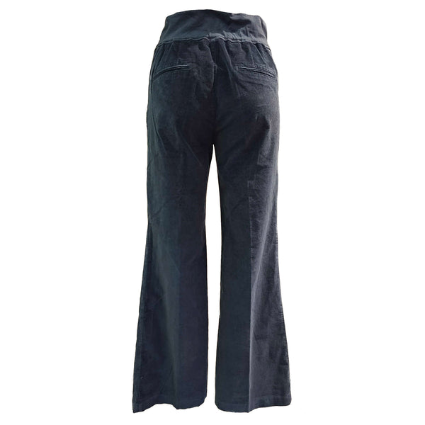 European Culture, Samthose mit Schlag in Schwarz