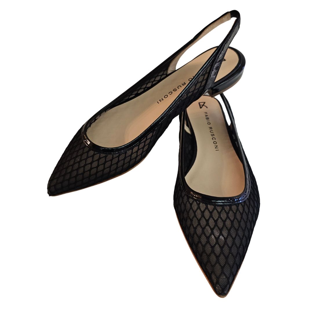 Fabio Rusconi, flacher Lackleder-Sling in Schwarz mit Mesh