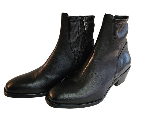 Ghost, Nappalederstiefelette in Schwarz