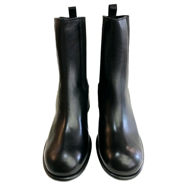 Giampaolo Viozzi, Stiefelette in Schwarz
