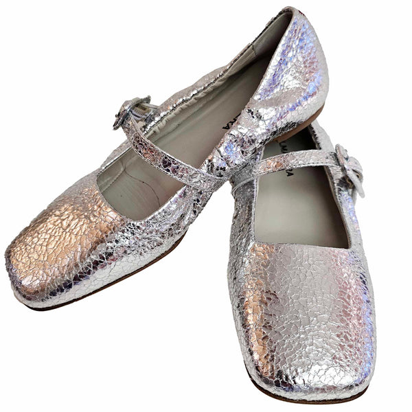 Halmanera, silberner Riemchenballerina
