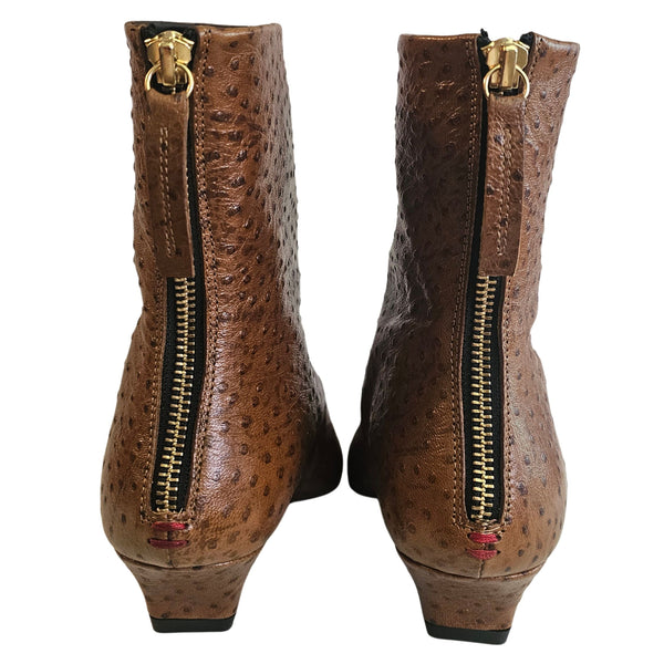 Halmanera, Stiefelette mit Straußenlederprägung in Cognac