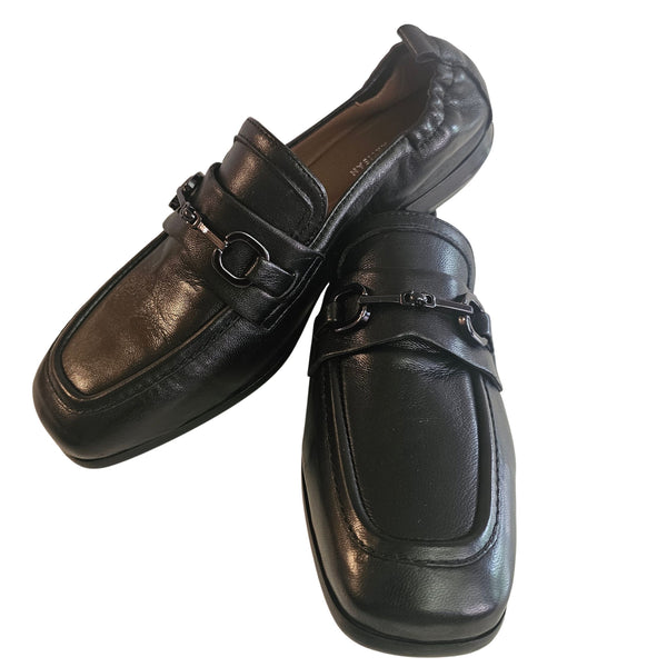 Homers, schwarzer Loafer mit gleichfarbiger Spange