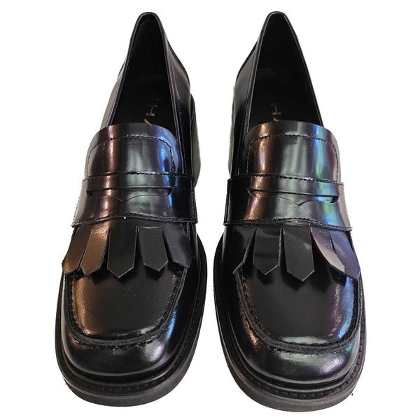 JHAY, Pennyloafer mit Tassel in Schwarz mit Blockabsatz