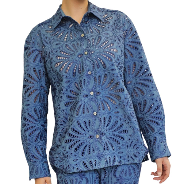 Joyce & Girls, Bluse "SYLMA" mit Lochmuster in Denim