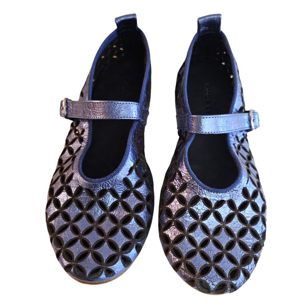 Kudetà, Ballerina in Metallic-Blau