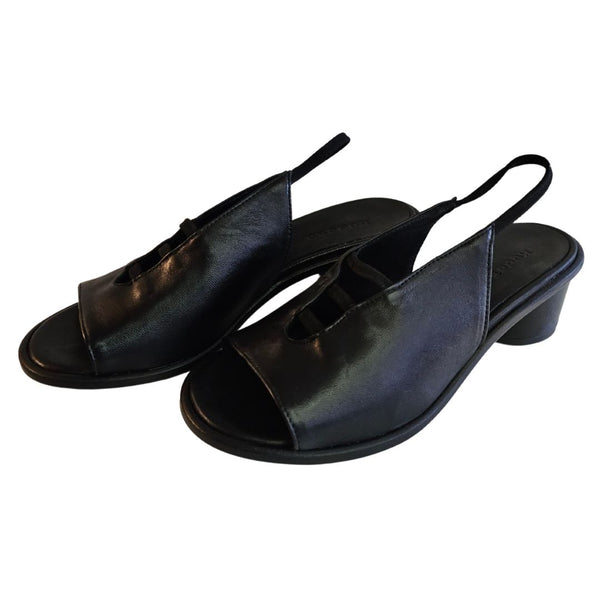 Kudetà, Sandalette in Schwarz