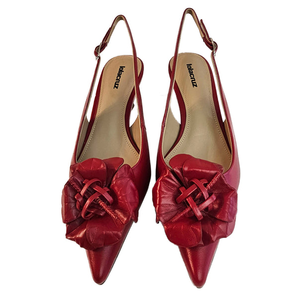 Lola Cruz, roter Sling Pumps mit Blüte