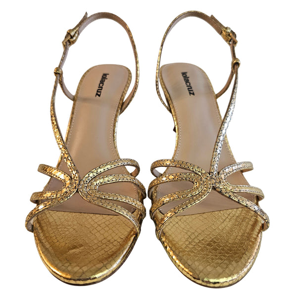 Lola Cruz, geprägte Riemchensandalette in Gold