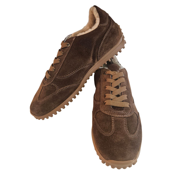 Milliways, Sneaker mit Lammfell in Cognac