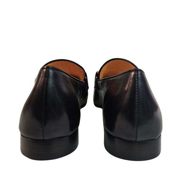 Mara Bini, Nappaleder-Loafer in Nachtblau mit mattgoldener Zierschnalle