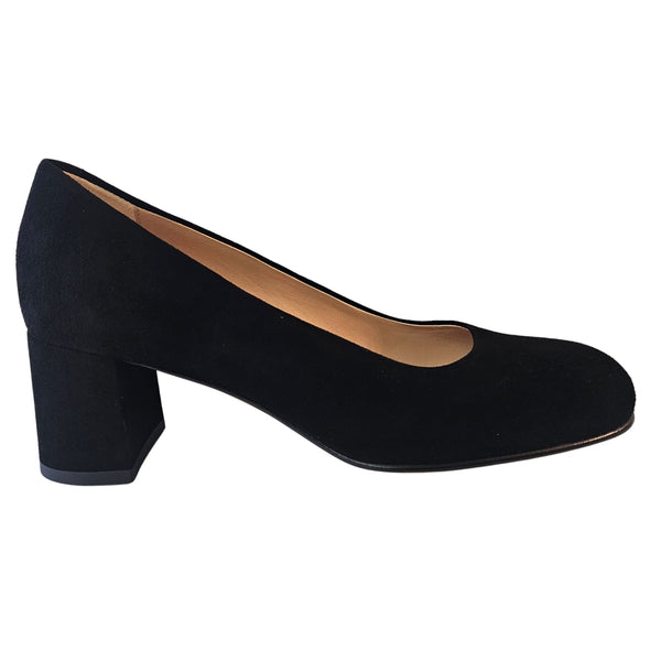 Milliways, Schwarzer Wildlederpumps