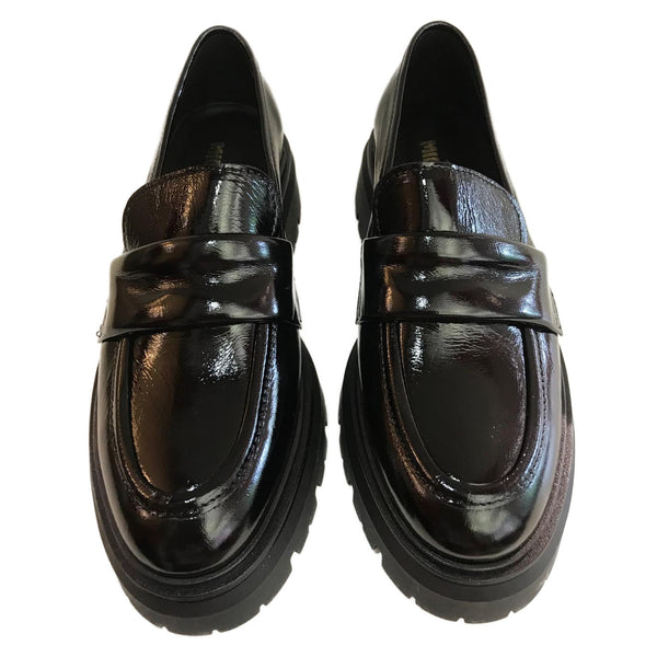 Milliways, schwarzer Lackleder-Loafer im Collegestil