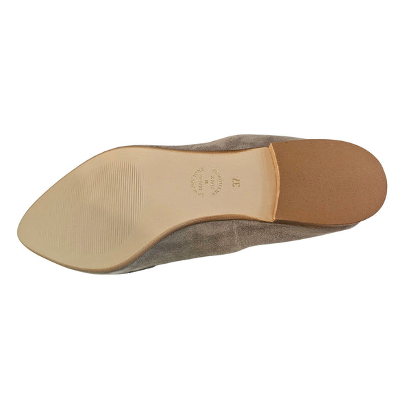 Milliways, Wildlederslipper in Salbei