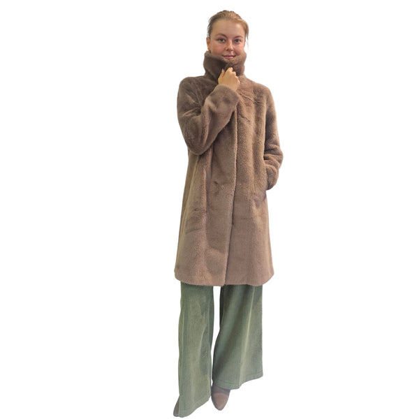 NOTYZ, Kunstfellmantel in Dark Taupe