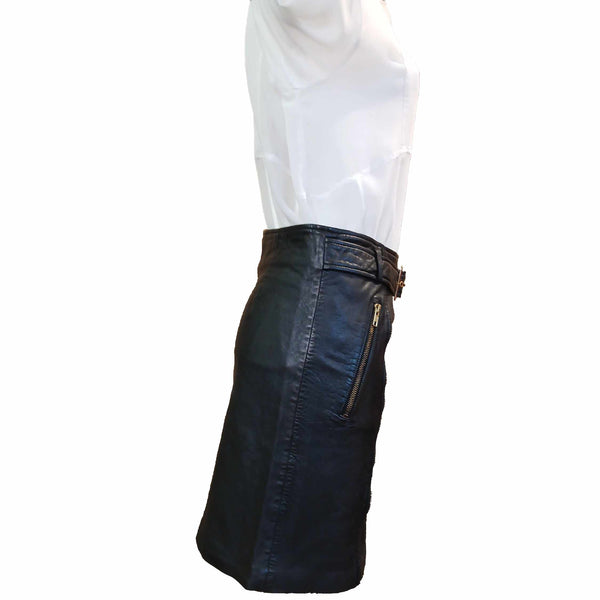 NOTYZ, Lederrock in Schwarz mit Gürtelschnalle und Golddetails