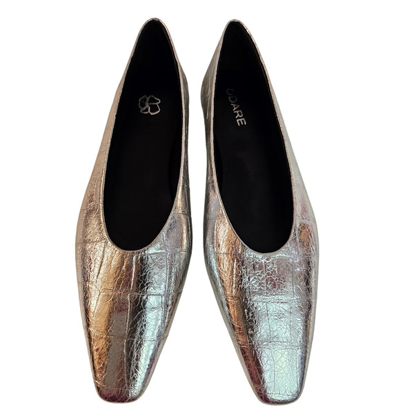 ODARE, Perlatoleder-Ballerina in Silber