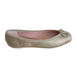 Pretty Ballerinas, Ballerina in Altgold