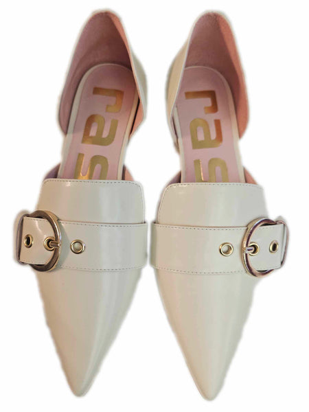 RAS, Flat-Ballerina in Panna mit Cut-Outs