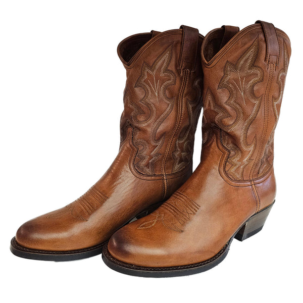 Sendra, hangearbeiteter Cowboystiefel in Cognac