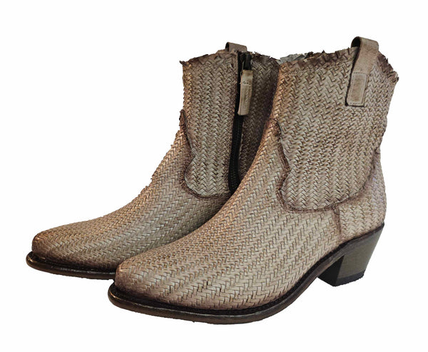 Cordwainer, Flechtlederstiefelette in Greige