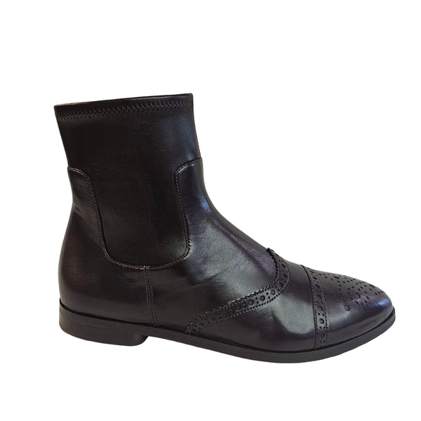 Truman´s, Nappaleder Stiefelette in Schwarz mit Lochmuster