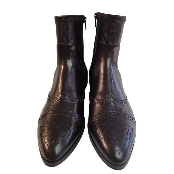 Truman´s, Nappaleder Stiefelette in Schwarz mit Lochmuster