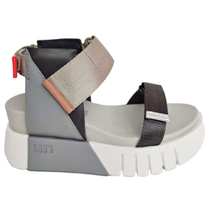 United Nude, Delta Run, Plateau-Sandale in Grau-Weiß