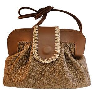 VIAMAILBAG in Braun