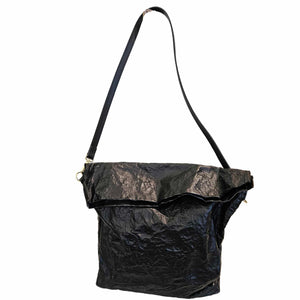 VIAMAILBAG, Natalie, Umhängetasche in Schwarz, vegan